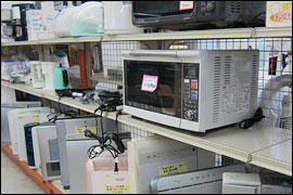 写真:なんでも屋店舗内を写真でご紹介