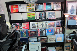 写真:ROCK屋店舗内を写真でご紹介