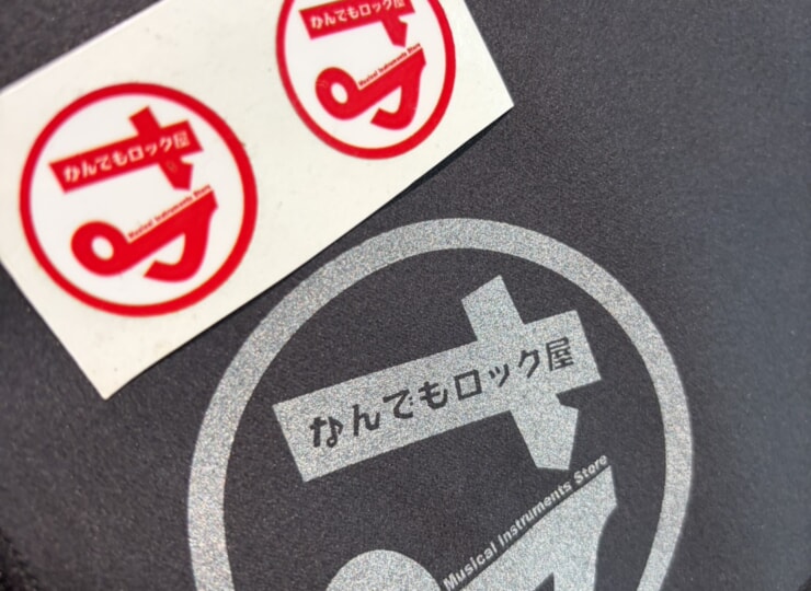 ステッカーは付いてません