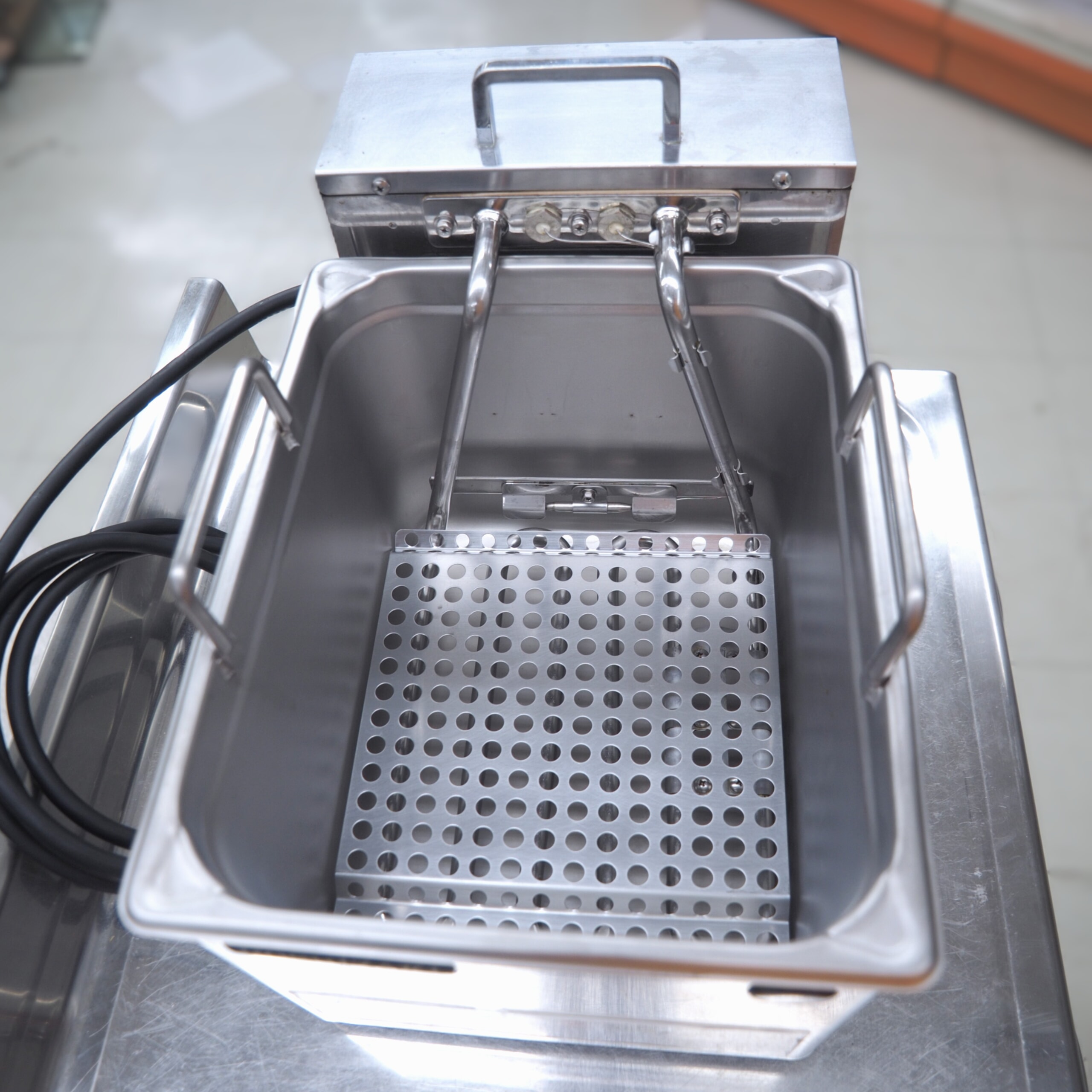 業務用電気フライヤー 卓上タイプ ホシザキ FL-8TB | 沖縄のリユース